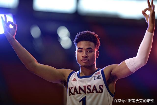 北控队宣布与廖三宁续约5年 与李玮颢续约3年